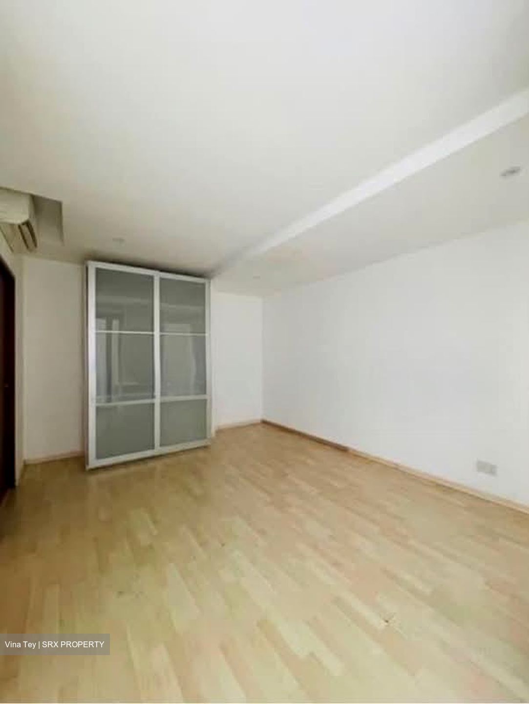 Bartley Rise Estate (D19), Terrace #585097011
